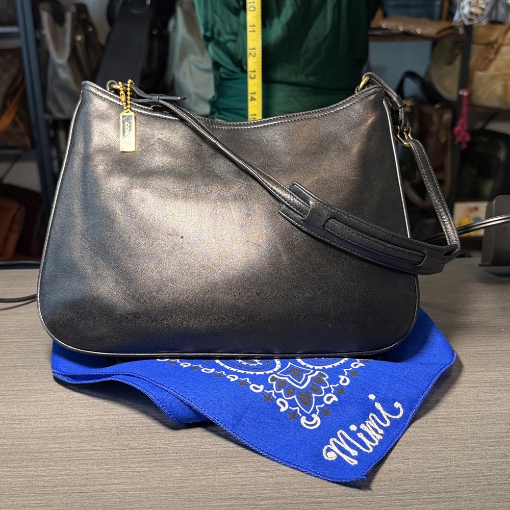 Vintage COACH Ashton Girlie Y2K Black Lamb Nappa Leather Hobo 8165